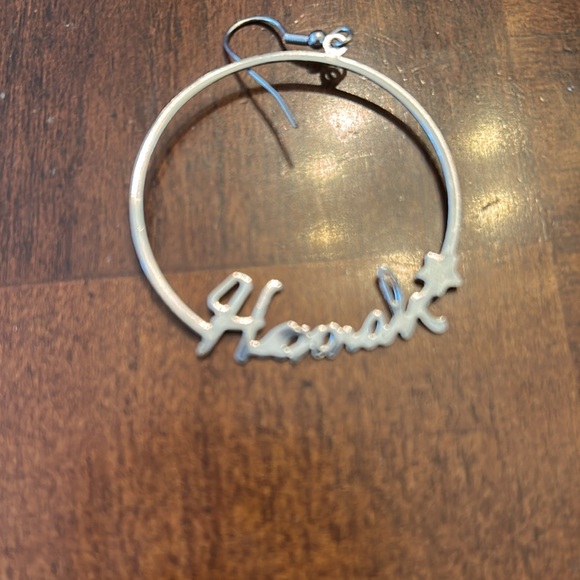 Hannah Montana Hoop Earrings - Picture 3 of 3